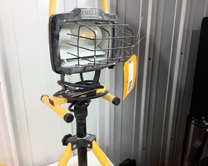lot 145 image: Work Lights