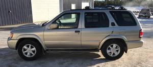 2001 Nissan Pathfinder LE 4x4