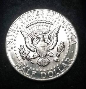 lot 08 image: 1964 KENNEDY HALF DOLLAR BU-UNC
