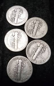 lot 34 image: 5 MERCURY DIMES 1924 1926 1927 1936 1945