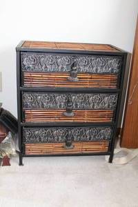 lot 3 image: Wood Dresser with Decorative Elephant Inlays and Large Pulls 3-drawer 18Lx10Wx22H