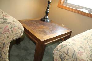lot 28 image: Lot of (3) Wood Lamp Tables