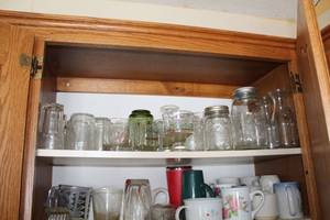 lot 169 image: Glasses, Mason Jars, Carafes