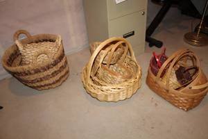 lot 332 image: Lot of (17) Woven Baskets and Bowls