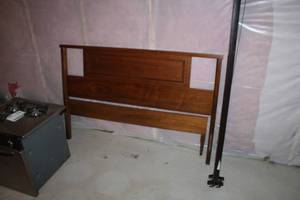 lot 377 image: Bed Frame Set - Wood Headboard, Wood Footboard, Metal Side Rails 56-12Wx37-12H