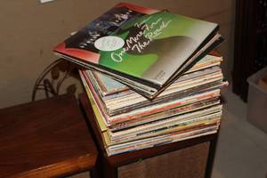 lot 353 image: Lot of (50) Music LP Record with Sleeves