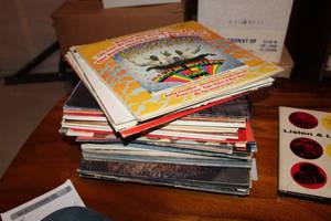 lot 347 image: Lot of (45) Music LP Record with Sleeves