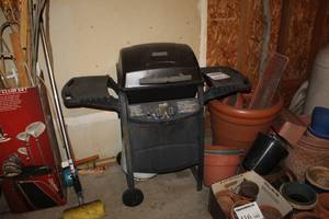 lot 415 image: Char-Broil Propane BBQ Grill with Propane Tank and BBQ Accessories