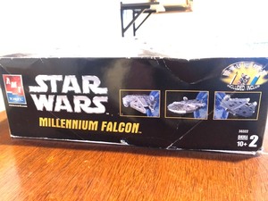 lot 78 image: New AMTErtl STAR WARS Millennium Falcon Model Kit