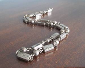 lot 118 image: Large Heavy Vintage Sterling Silver TAXCO Necklace