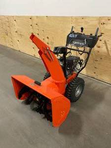 lot 51 image: ARIENS Deluxe 30 EFI 30 in. 2-Stage Electric Start Gas Snow Blower (missing parts)
