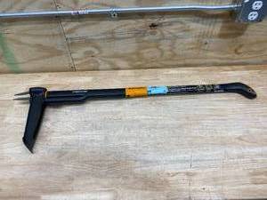 lot 69 image: FISKARS 34 in. Aluminum Handle and Blade with 4 Claw Weeder