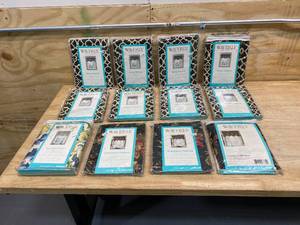 lot 107 image: WAVERLY Lot of 12 Various Valances