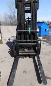 lot 18 image: 2010 Mitsubishi FBC25N Forklift