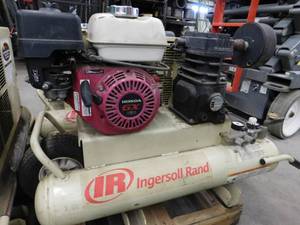 lot 26 image: Ingersoll Rand Gas Powered Air Compressor