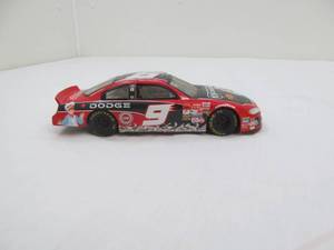 lot 14 image: Nascar Dodge Intrepid