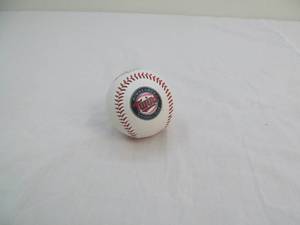 lot 43 image: Minnesota Twins baseball