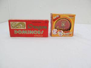 lot 110 image: Vintage dominoes, Game