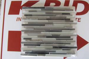 lot 41 image: Zen Lace Grey 11.75 in. x 13 in. x 8 mm Interlocking Textured GlassStoneMetal Mosaic Tile (9.54 Sq Ft)