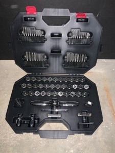 HUSKY SAEMetric Ratcheting Tap and Die Set (77-Piece) missing one piece see pics