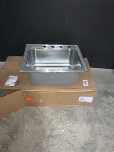 ELKAY Dayton Drop-In Stainless Steel 25 in. 4-Hole Single Bowl Kitchen Sink with 10 in. Bowl NOT USED COMPLETE SEE PICS