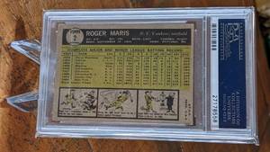 lot 22 image: 1961 Topps #2 Roger Maris Card PSA 3