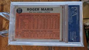 lot 29 image: 1962 Topps Maris Blasts 62st Card PSA 5