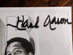 lot 11B image: Hank Aaron Hand-Signed 8x10 Black & White Photo