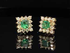 VIDEO Beautiful Natural Colombian Emerald and Diamond Screwback Earrings in 14k Yellow Gold $5150 Retail