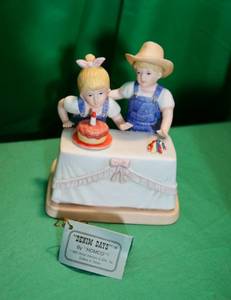 Denim Days Figurines