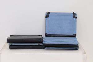 lot 28 image: (6) Targus Tablet Covers