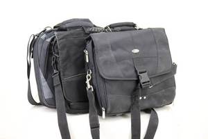 lot 43 image: (3) Targus Laptop Bags