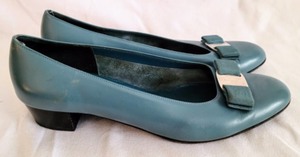 Salvatore Ferragamo Blue Vara Pumps
