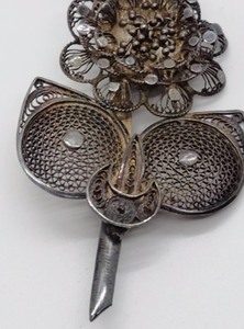 Vintage Filigree Floral Broach