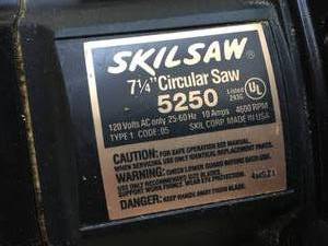 lot 210 image: 7.25 Inch Skilsaw Circular Saw