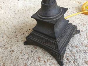 lot 247 image: Metal Table Lamp w Fabric Duck Themed Shade
