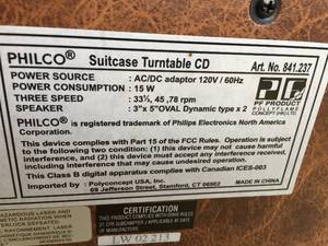 lot 248 image: Philco Suitcase Style Turntable  CD Player