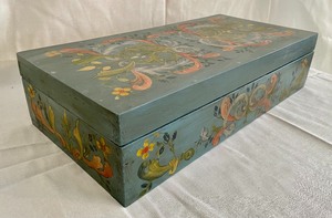 lot 130 image: Rosemaling Decorative Wooden Box