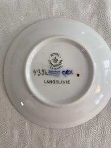 lot 136 image: Royal Copenhagen Bing and Grondahl Collector Plates