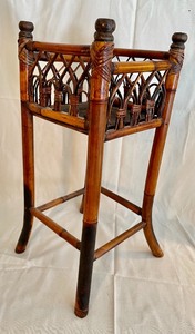 lot 171 image: Decorative Planter