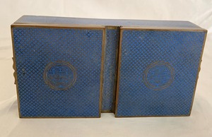 lot 27 image: Metal Cobalt Blue Cloisonn Box