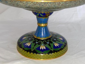 lot 41 image: Cloisonn Pedestal Dish