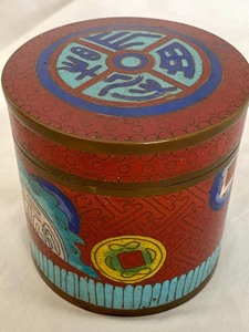 lot 43 image: Cloisonn Covered Container
