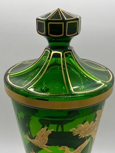 lot 58 image: Vintage Rattenburg Kristallglas Covered Jar