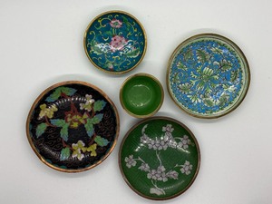 lot 63 image: Cloisonn Decorative Items