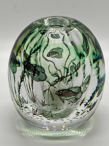 lot 74 image: Vintage Orrefor Fish Graal Vase