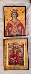 lot 384 image: Religious Icon Decor