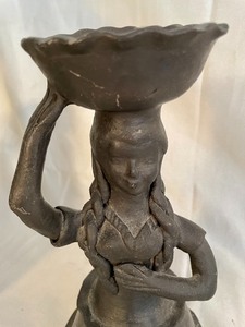 lot 390 image: Figural Girls