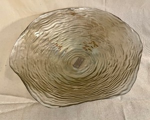 lot 400 image: Rippled Hexagon Bowl