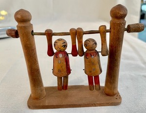 lot 369 image: Small Vintage Toys